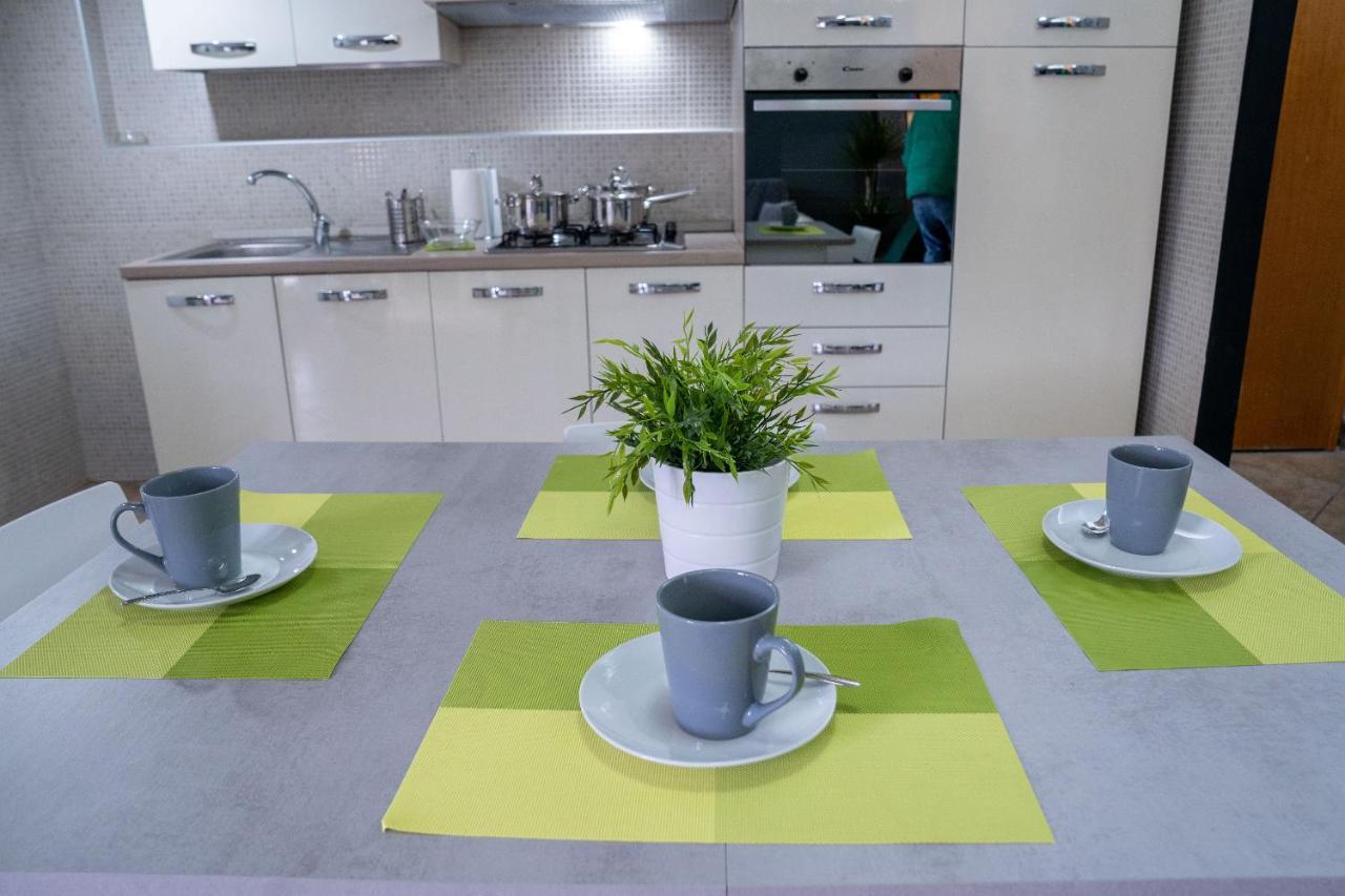 Attic A31 Apartament Rooftop Deluxe سانتا ماريا كابوا فيتيري المظهر الخارجي الصورة