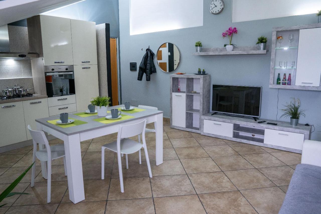 Attic A31 Apartament Rooftop Deluxe سانتا ماريا كابوا فيتيري المظهر الخارجي الصورة